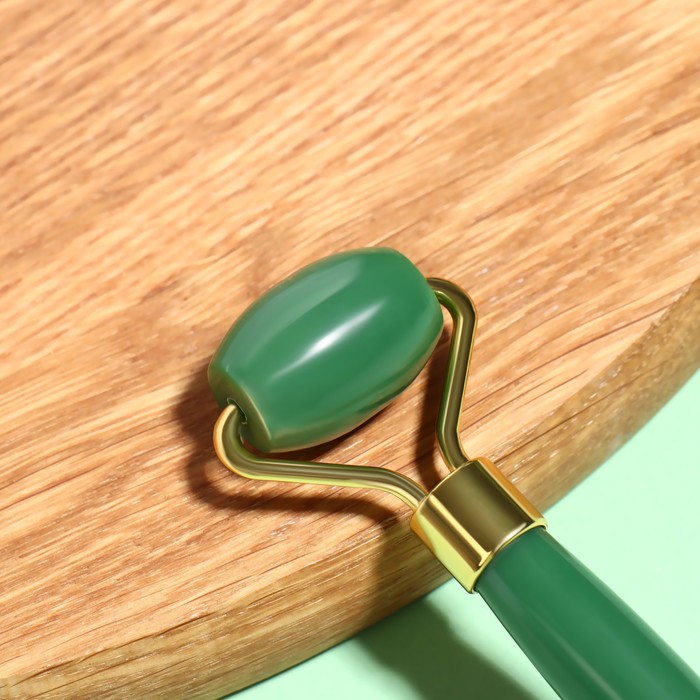 Массажёр для лица и зоны декольте, 14,5 × 5 см, PVC-коробка, цвет зелёный 34792