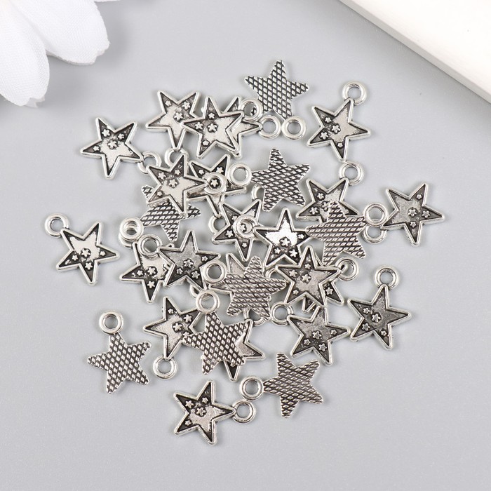 Декор для творчества металл "Звезда с маленькмими звёздочками" серебро 1х1,3 см - фото 1898927379