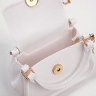 Сумка детская для девочки на магните, цвет белый - Фото 3