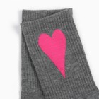 Носки женские, цвет светло-серый/розовое сердечко, размер 25-27 - фото 25305362