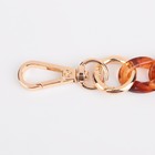 Цепочка для сумки, пластиковая, с карабинами, 23×17 мм, 29 - 29.5 см, цвет янтарный, золотой - Фото 2