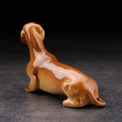 Фигурка фарфор «Такса», ручная работа