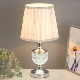 

Настольная лампа Василиса E27 40Вт хром 25х25х47 см