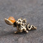 Сувенир кошельковый  "Мышка ложкой", с натуральным янтарём (комплект 2 шт) - фото 27190148