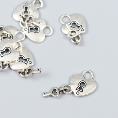 Металлический элемент, декоративная подвеска «Арт Узор. Сердечко-замок с ключиком», 2.5×1.3 см