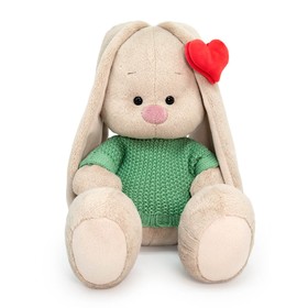Мягкая игрушка «Зайка Ми в свитере и с сердечком на ушке», 18 см