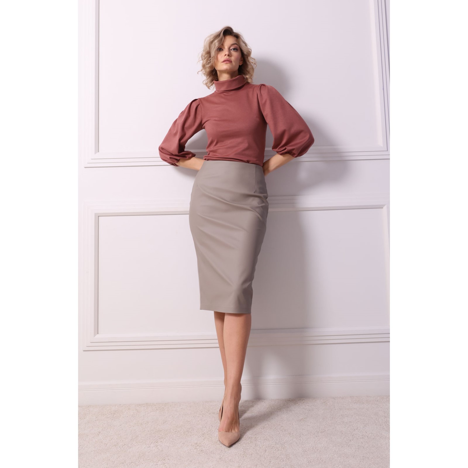 Жыныстық қатынасқа дейін кискаңызды қыру керек. Том мен Джерри порно