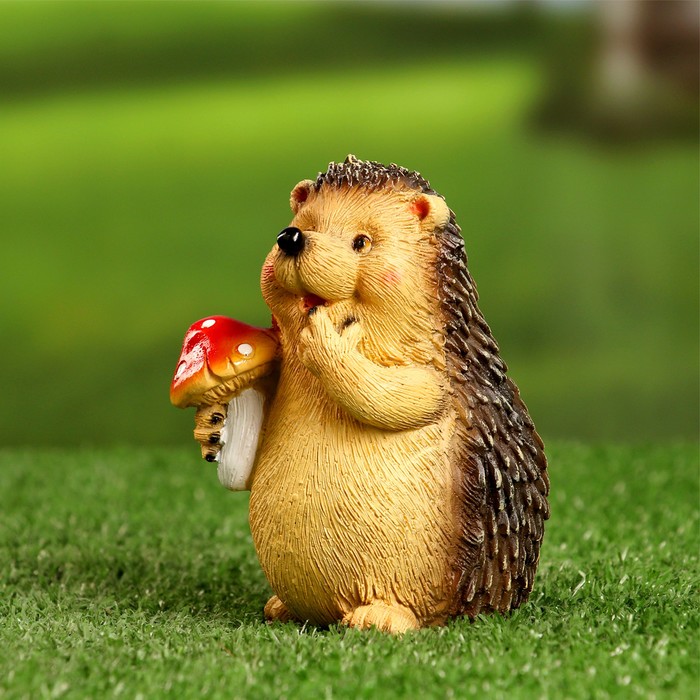 Садовая фигура из полистоуна «Ежик с мухомором», 11×8×9 см - Фото 1