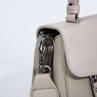 Сумка-мессенджер на магнитах, наружный карман, длинный ремень, цвет хаки/бежевый - фото 22231271