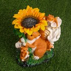 Садовая фигура "Белки с цветком" 25см - фото 24515185