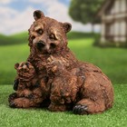 Садовая фигура "Медведица с двумя медвежатами" 25х27х22см - Фото 2