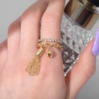 Кольцо «Кисть» с бусиной, цвет белый в золоте, безразмерное - фото 22235295