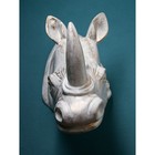 Фигура «Голова носорога», полистоун, 71 см, цвет белый - фото 22239747