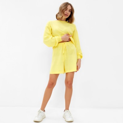 Костюм женский (джемпер, шорты) MINAKU: Casual Collection, цвет лимон, размер 48