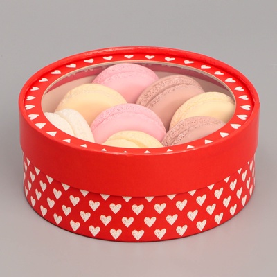 Коробка для макарун, кондитерская упаковка тубус с окном Love 16×16×5 см
