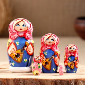 Матрешка  "Балалайка", 5 кукольная, 10-11 см