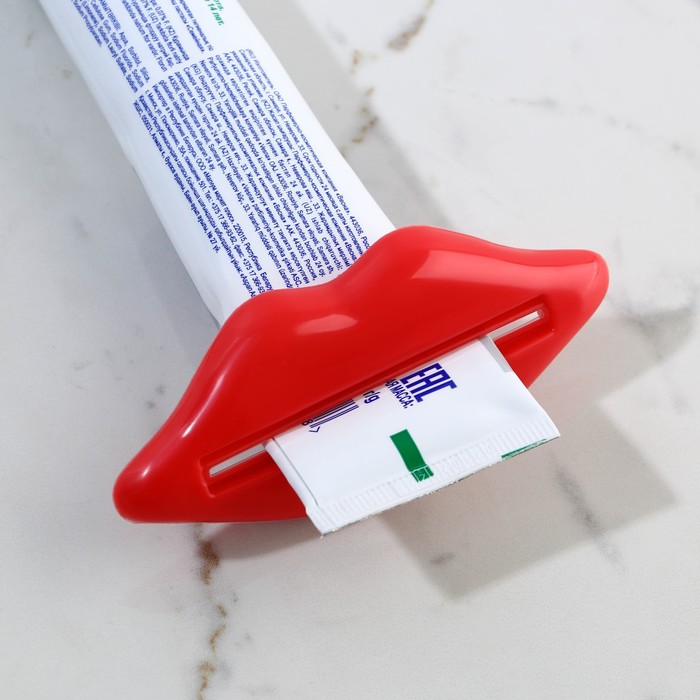 Выдавливатель для зубной пасты «Губы», 9,5 х 4,5 см - фото 1909198205