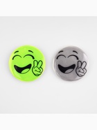 Светоотражающий значок «Всем мир», d=5.8 см, жёлтый (комплект 5 шт) - фото 68116066