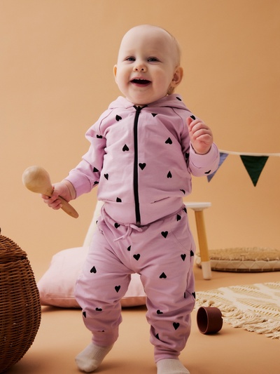 Костюм для девочки (толстовка, брюки) «Крошка Я. Сердечки», рост 92-98 см, розовый