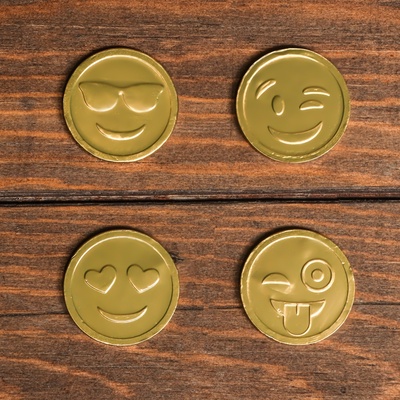 Монеты шоколадные «Смайлик», в банке, 6 г