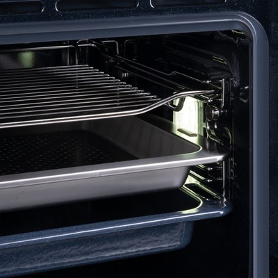 Шкаф духовой электрический с паром MAUNFELD MCMO5016STGW, 50 л, белый