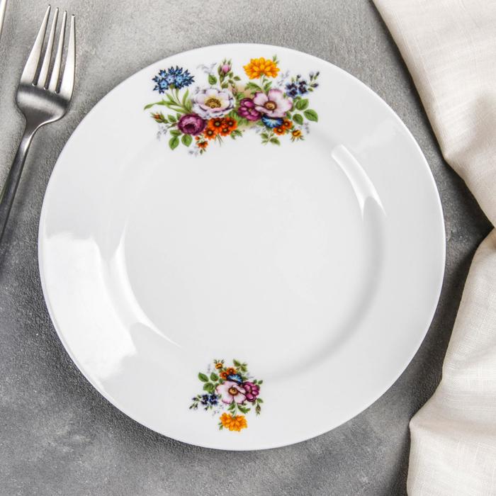Тарелка фарфоровая «Букет цветов», d=20 см, белая - Фото 1