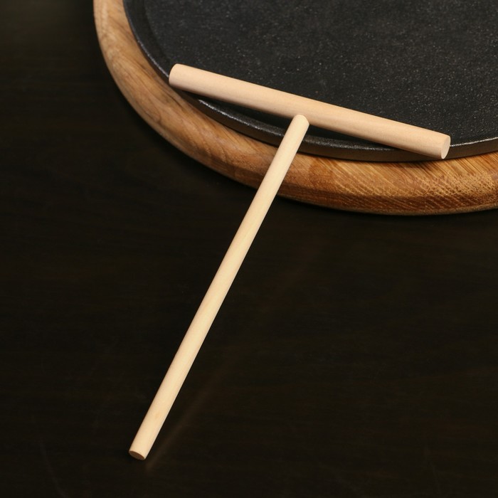 Сковорода блинная чугунная Magma «Традиция», 26×1,5 см, с деревянной лопаткой