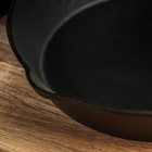 Сковорода Magma «Эко», 25×4.5 см, с 2 сливами, съёмная деревянная ручка, индукция, чугун, чёрная - Фото 4