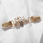 Зажим для кардигана «Шмель», чёрно-белый в золоте - Фото 5