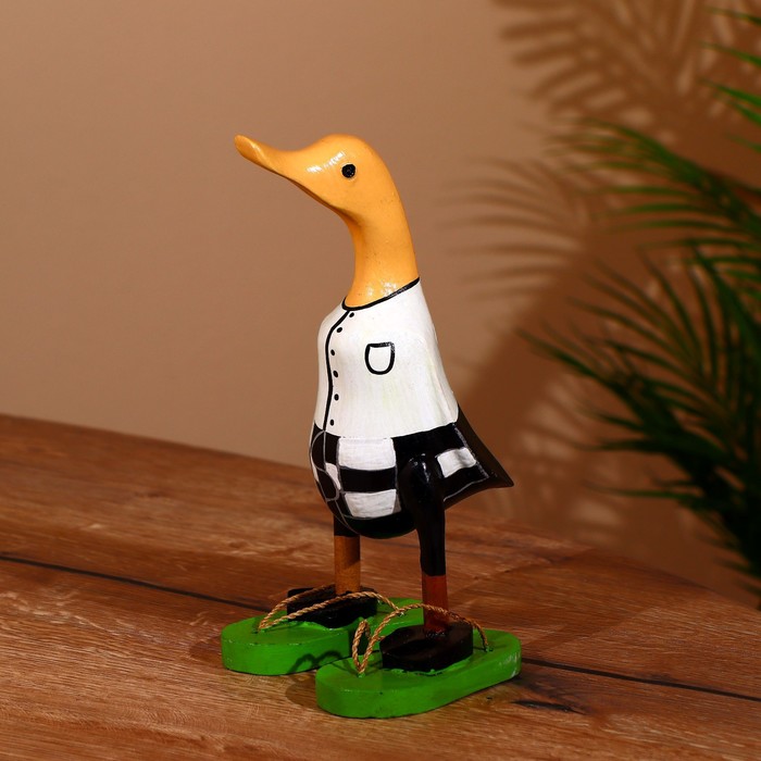 Сувенир «Утка в шлёпках», 27 см, дерево