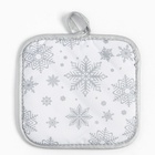 Кухонный набор «Доляна. Снежинки»: прихватка 17×17 см, варежка 26×16 см, фартук 70×80 см, серебристый - Фото 9