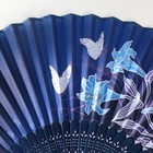 Веер складной h=21 см «Синии лилии и бабочки», синий, с кисточкой - фото 118573168