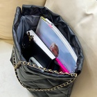 Сумка - мешок женская без застёжки, 35×7×33 см, со стёжкой, чёрная - Фото 5