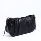 Сумка женская кросс-боди на молнии, 24×7×13 см, чёрная - Фото 3
