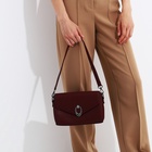 Сумка женская мессенджер на магните, 24×10×15 см, однотонная, бордовая - Фото 9