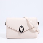 Сумка женская мессенджер на магните, 24×10×15 см, однотонная, белая - Фото 9
