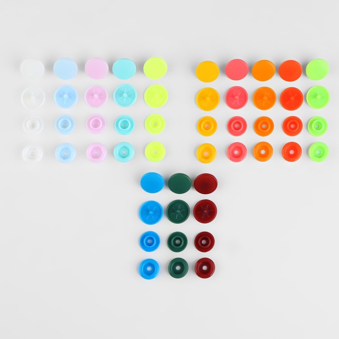 Набор пластиковых кнопок d = 12 мм, 180 шт, в органайзере «Цветок», d = 15,8 × 2,5 см