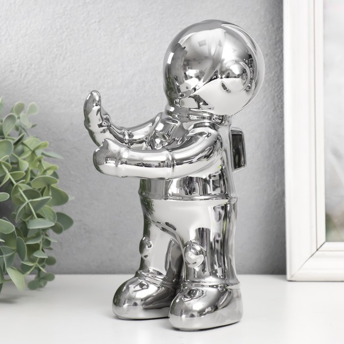 Сувенир керамика подставка под бокал "Космонавт" серебро 10х14х22 см - фото 1898972499