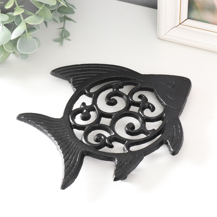 Фигурка чугун, подставка под горячее «Рыбка в узорах», 19×16.5 см - Фото 1