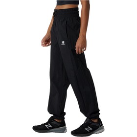 

Брюки женские New Balance NB Athletics Amplified Woven Pant, размер 46 RUS