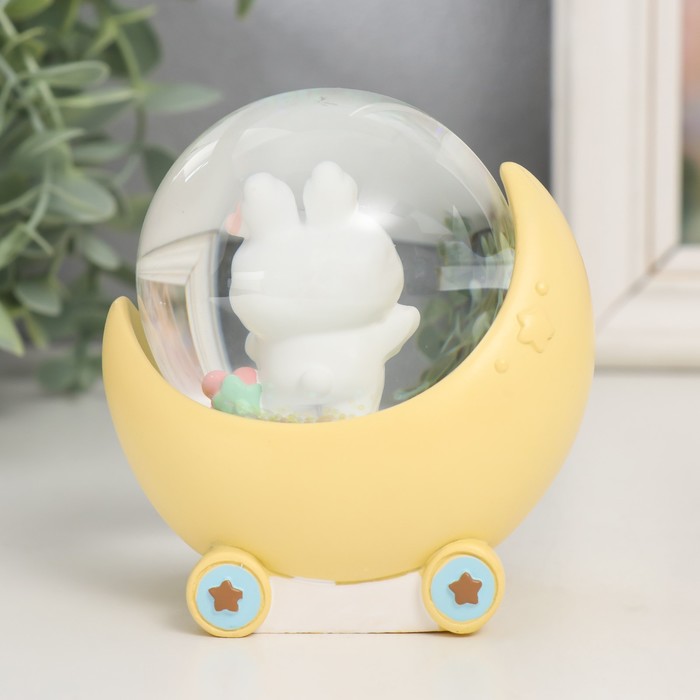 Сувенир полистоун водяной шар свет "Малыш-зверёк в коляске" МИКС 8,5х6,5х6,5 см