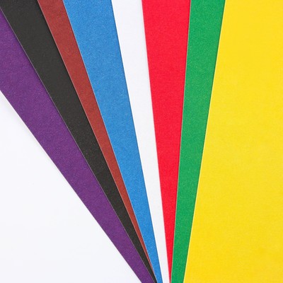 Картон цветной А4, 8 листов 8 цветов немелованный односторонний «Медвежонок» в папке плотность 180 г/м²