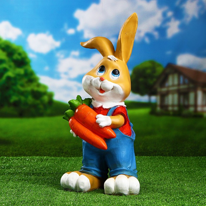 Садовая фигура "Заяц с морковкой" 52х26х23см - Фото 1