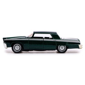 

Машина металлическая Muscle car, масштаб 1:32, свет и звук, инерция, цвета МИКС, уценка