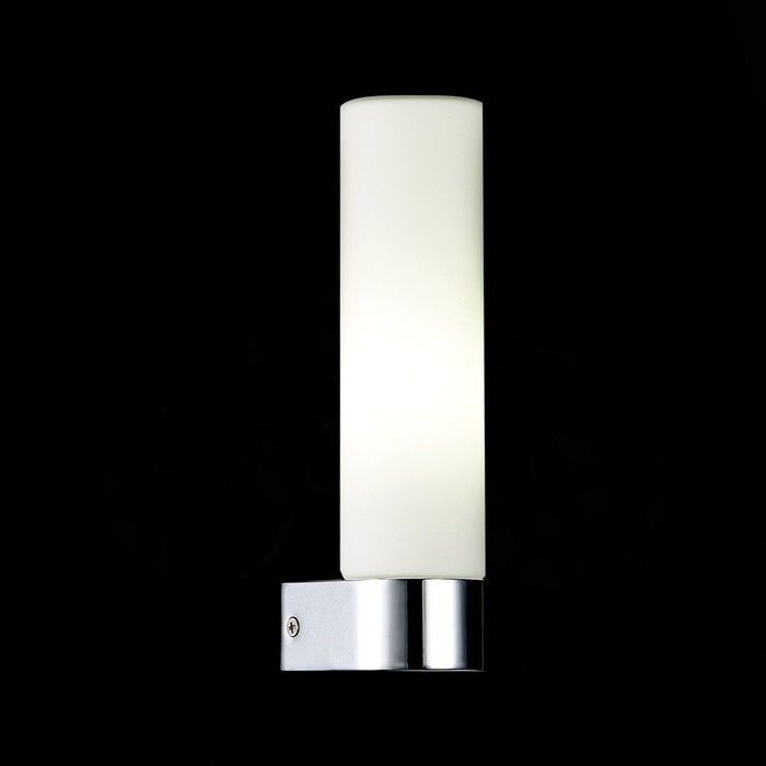 Светильник настенный E14, 1x40W, 5,5x22,5 см, цвет хром, белый