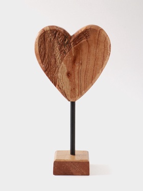 Сувенир «Сердце», на подставке, 20×10×35 см, дерево джампинис