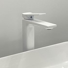 Смеситель для раковины Comforty FC071B-CKBT, картридж 35 мм, цвет белый - Фото 3