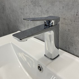 Смеситель для раковины Comforty FC071A-CCT, картридж 35 мм, цвет хром