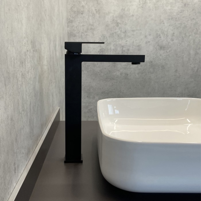 Смеситель для раковины Comforty FC045B-CMT, картридж 35 мм, цвет чёрный матовый