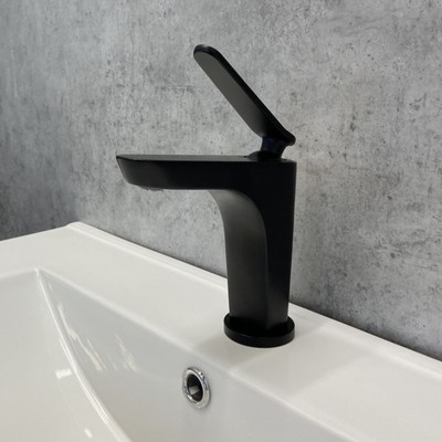 Смеситель для раковины Comforty FC088A-CMT, картридж 35 мм, цвет чёрный матовый